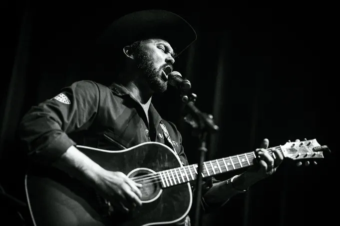 Shakey Graves & Dope Lemon